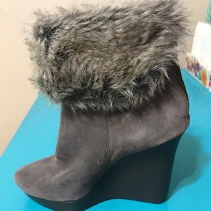 👢 GENUINE LEATHER - Faux Fur Ankle Boot👢